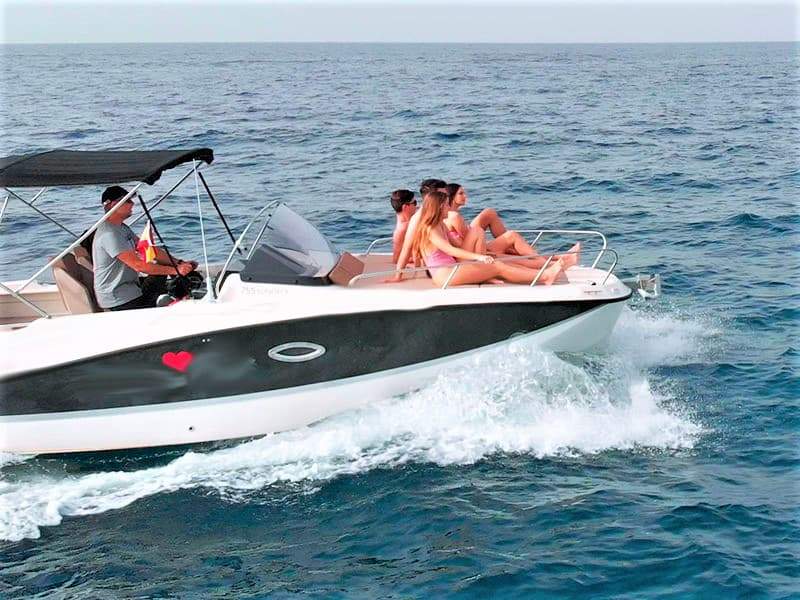 Motor yacht rental in Tenerife with Quicksilver 755 without skipper