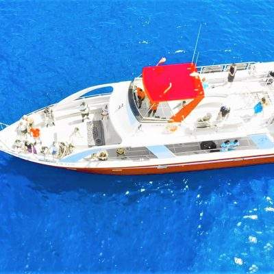 			3 - Alquiler de barcos privados con patrón en Los Cristianos Tenerife - Private yacht charter with skipper in Los Cristianos Tenerife